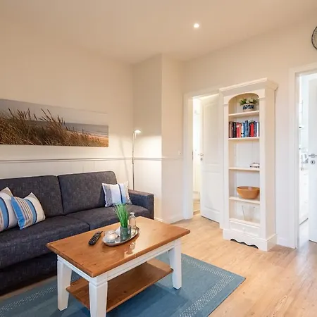 Haus Mittelstr Whg 4 Og Rechts Apartament Westerland